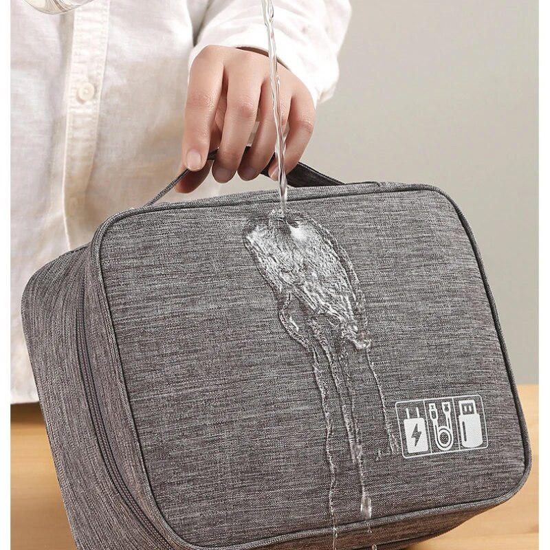 Borsa Multistrato per Accessor - Electronics Gadgets And Accessories recensione e prezzo