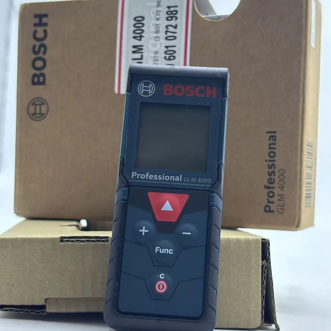 BOSCH GLM 4000 Misuratore Lase - Laser Distance Measure recensione e prezzo